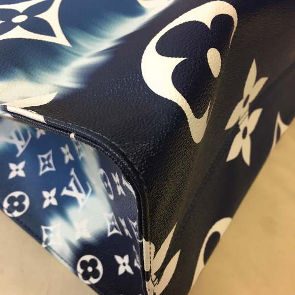 Louis Vuitton Blue Escale Monogram Giant OnTheGo Tote GM Sku# 69042 - Picture 7 of 10